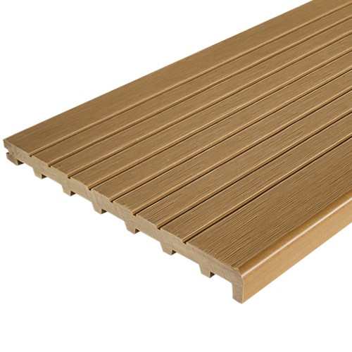 Ступень ДПК Latitudo Step-320 Орех Полнотелая купить в Туапсе